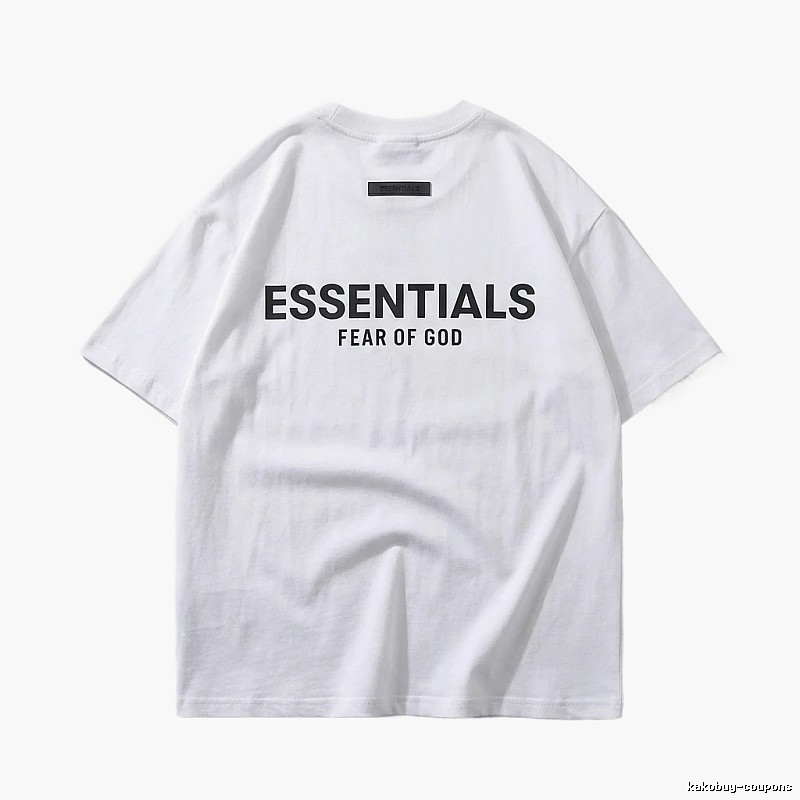ESSENTIALS minimalist style white T-shirt