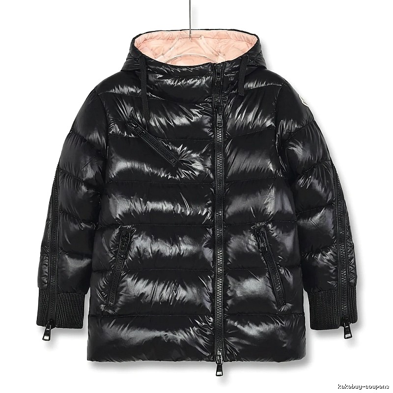 Moncler shiny and stylish black down jacket