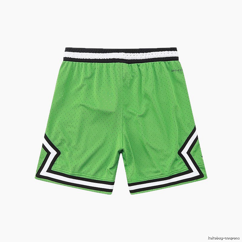 AJ basketball-style green shorts