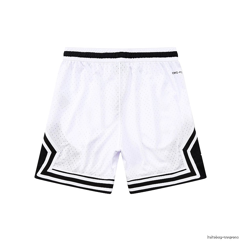 AJ sporty black and white shorts
