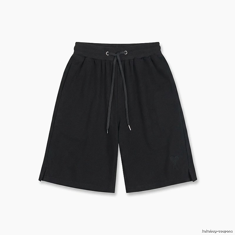 AMI casual style black shorts