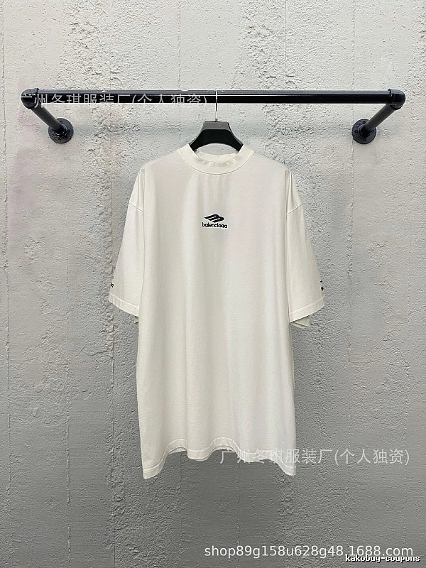 Balenciaga minimalist style white T-shirt