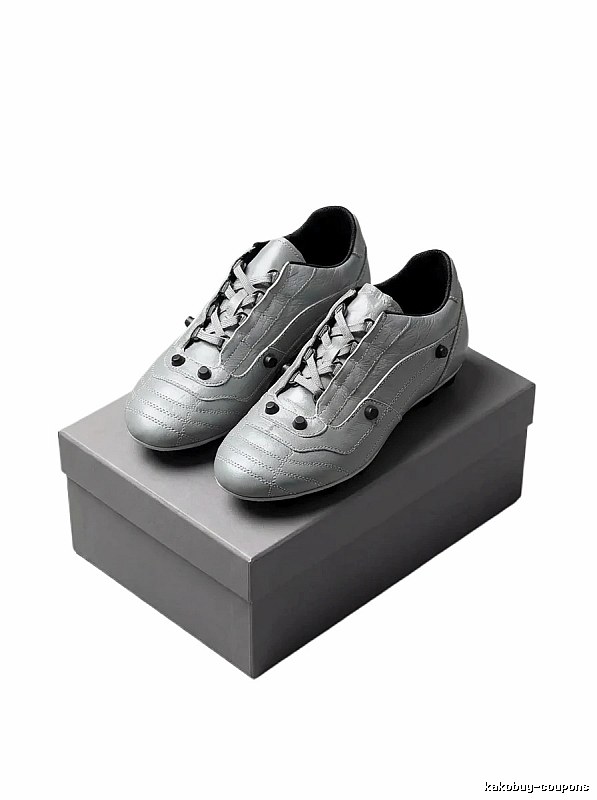 Balenciaga retro-style silver-gray shoes