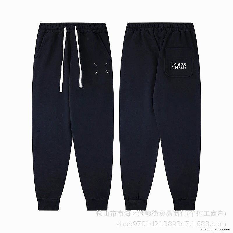 Balenciaga Weekend Logo hoodie Black Pullover Small for Weekend Wear