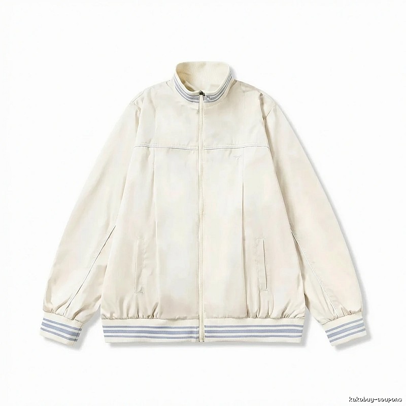 Corteiz retro-style white jacket