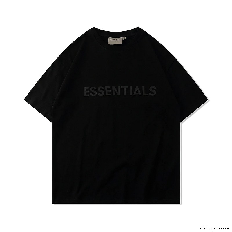 ESSENTIALS minimalist style black short-sleeve