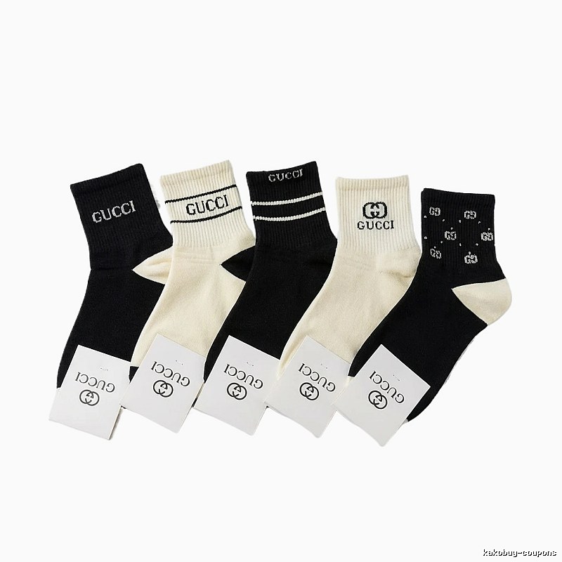 Gucci minimalist black and white socks