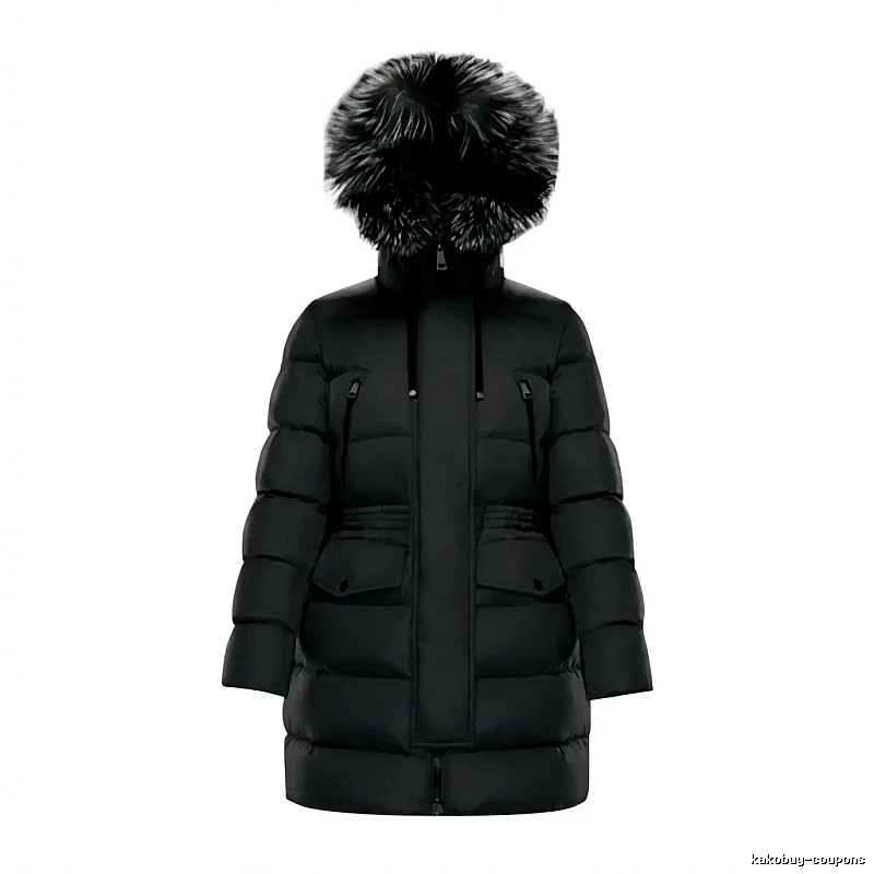 Long black down jacket of Moncler