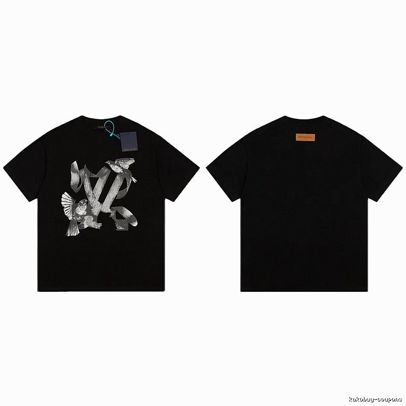 Louis Vuitton Flying Birds Collection Street Style Black T-Shirt