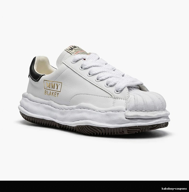 MMY BLAKEY minimalist style white shoes