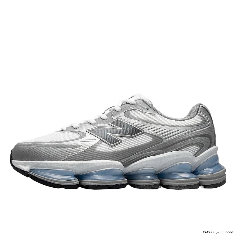 New Balance retro-style silver and white sports shoes