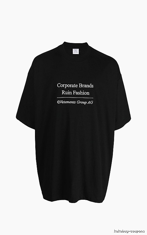 Patterned Statement graphic T-shirt Black Colorful Lucky with Signature Styling
