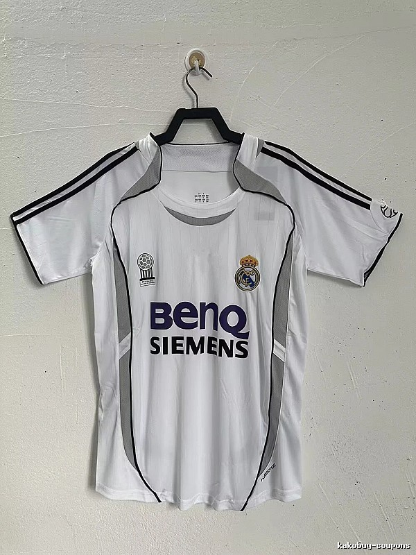 Real Madrid Streetwear Retro Teka soccer jersey White Retro Football with Logo Accent
