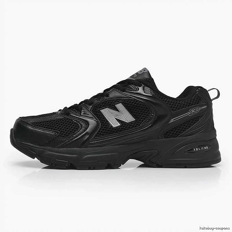 Retro-style black shoes of New Balance 530