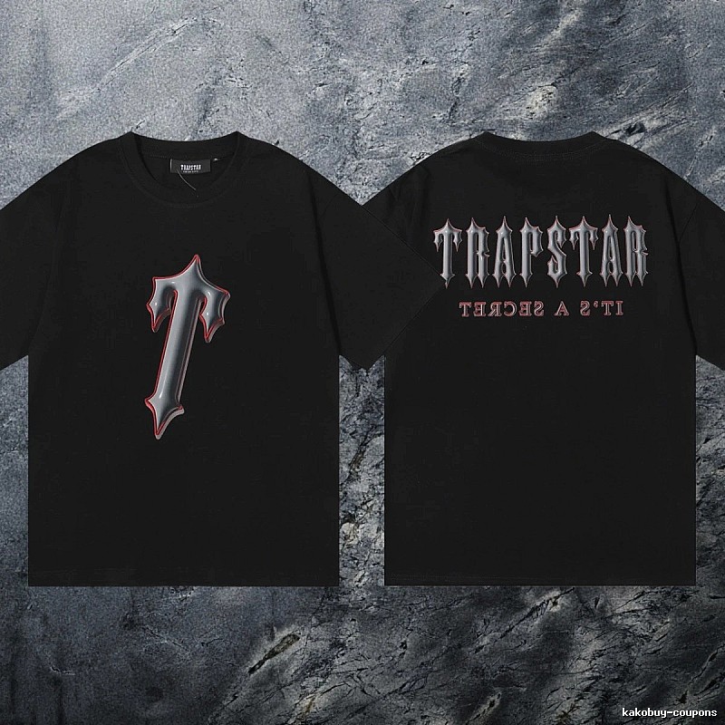 Trapstar Classic Keys graphic T-shirt Black White Key with Travel-Friendly Style