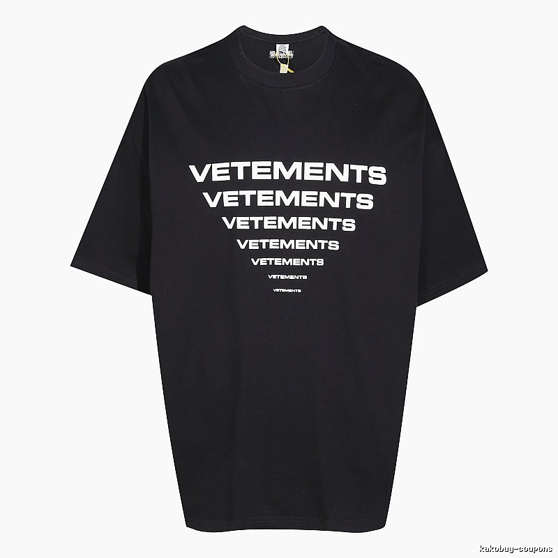 Urban Statement graphic T-shirt Black Colorful Lucky with Statement Pattern