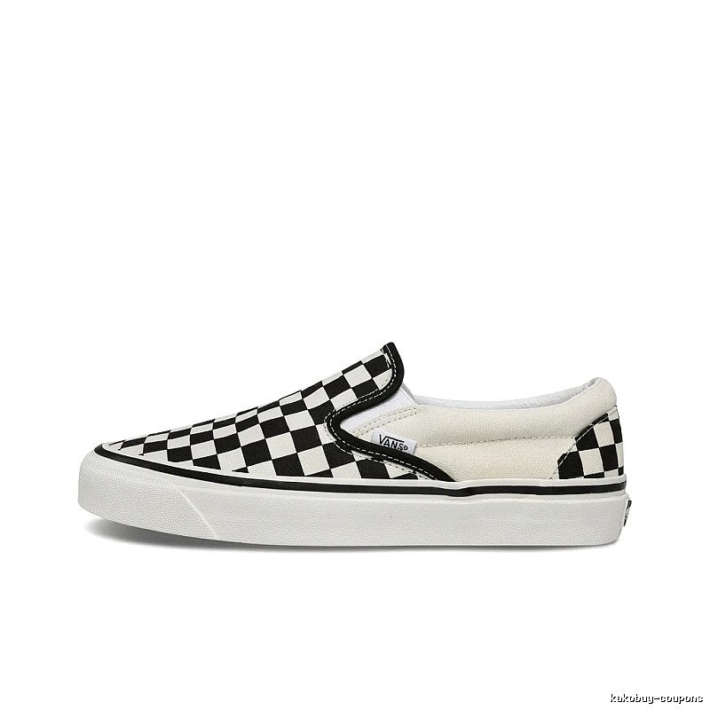 Vans Checkerboard Casual Shoes (Black and White)
